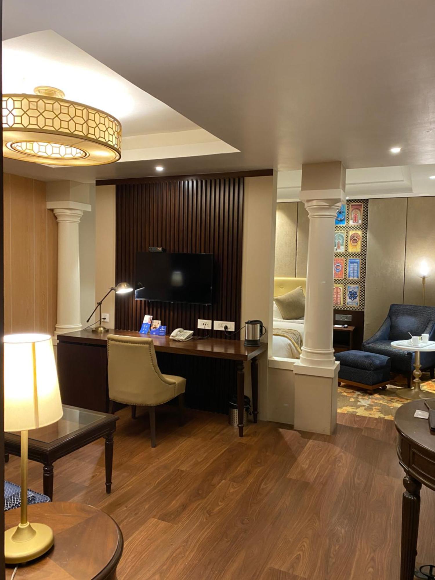Deluxe Suite,1584479754:JPEG